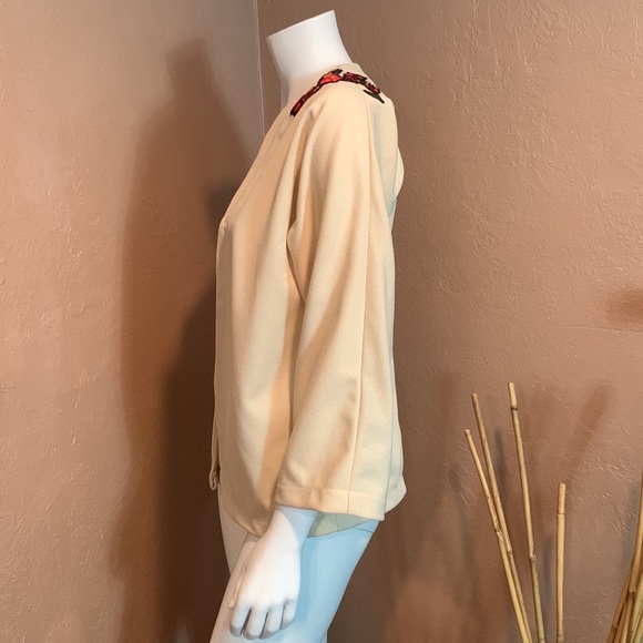 Beautiful blazer - Picture 5 of 6